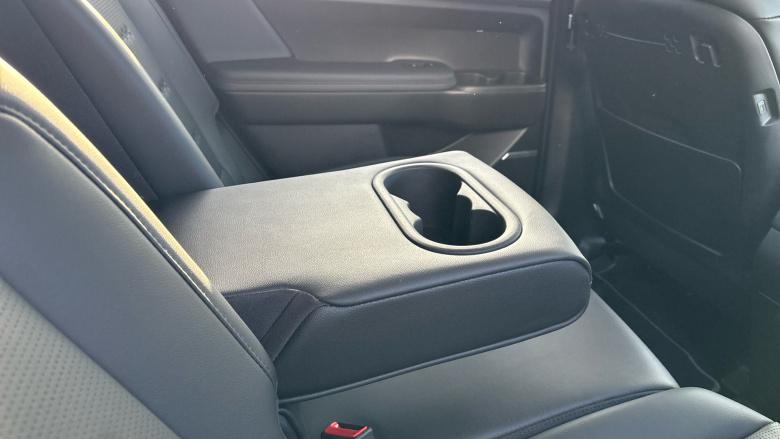 Hyundai SANTA FE 1.6 TGDi Plug-in Hybrid Ultimate 5dr 4WD Auto Estate